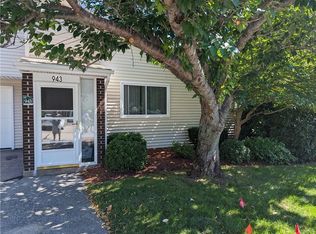 943 Halifax Dr, Warwick, RI 02886