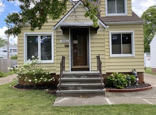 4002 Redfern Rd, Parma, OH 44134