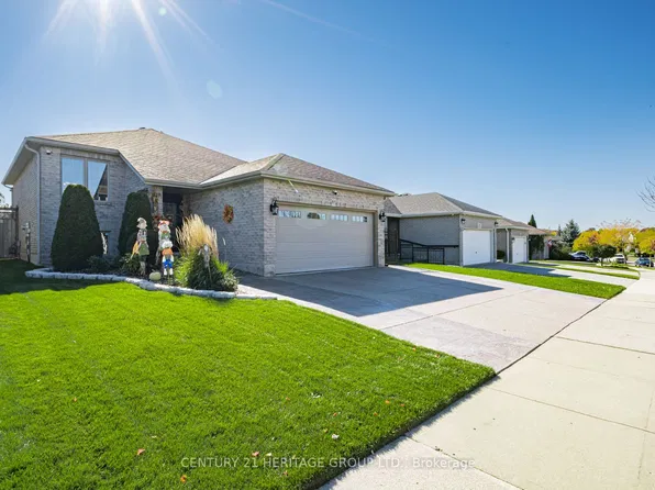 67 McGuiness Dr, Brantford, ON N3T 6N5