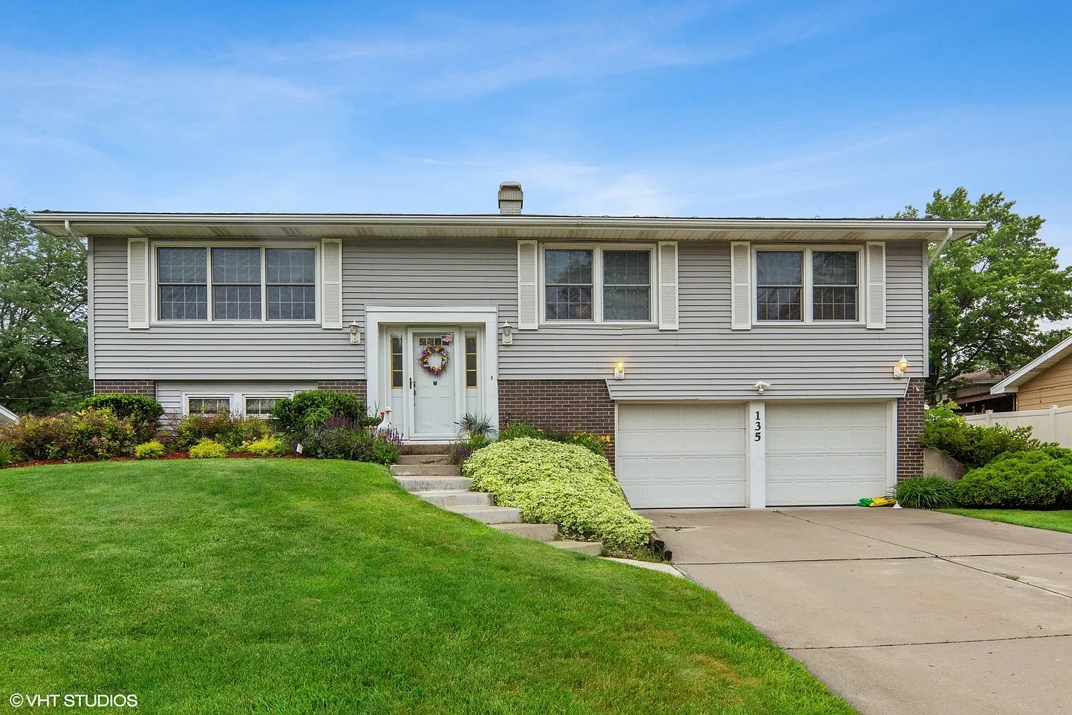 2S135 Glen Ave photo 1