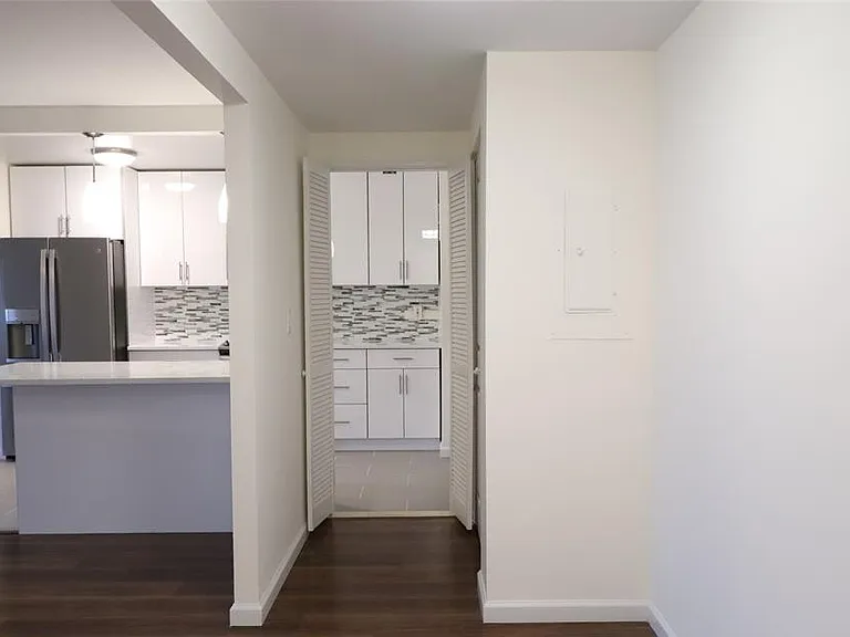 1600 Center Ave #12C — Photo 5