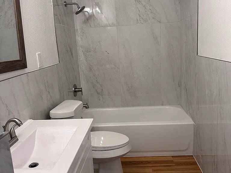 2400 N Grand Ave #B — Photo 6