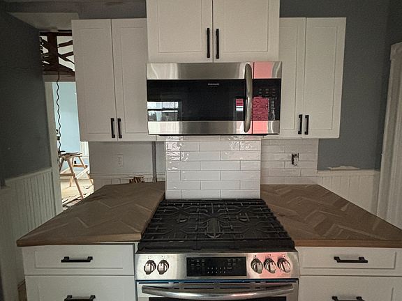 4th image of 46 Evelyn St APT 2