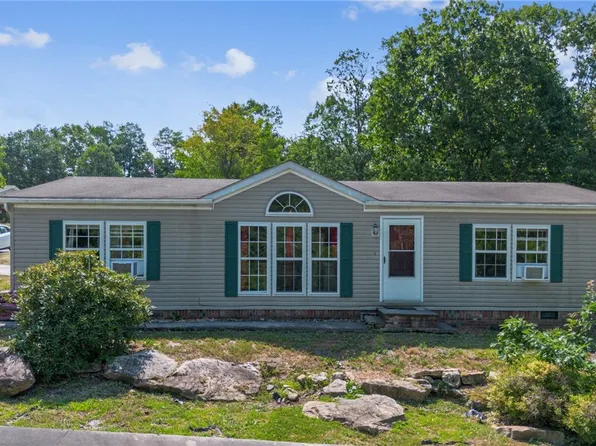 801 Center St, Boswell, PA 15531