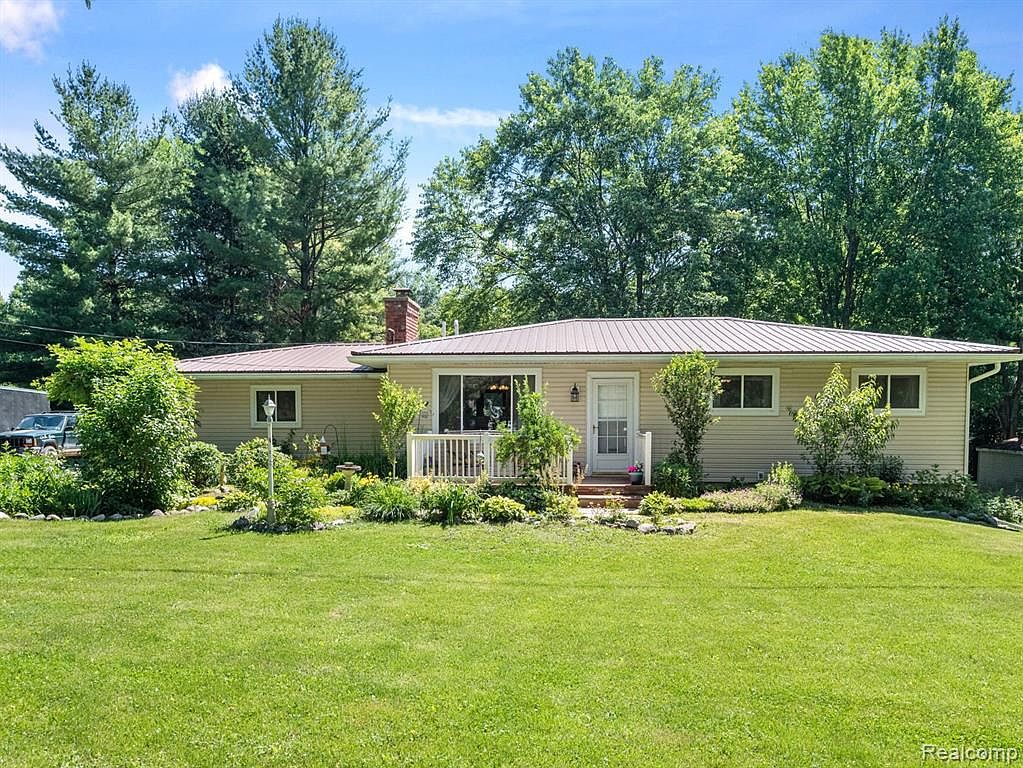 5480 Groveland Rd, Holly, MI 48442 Zillow