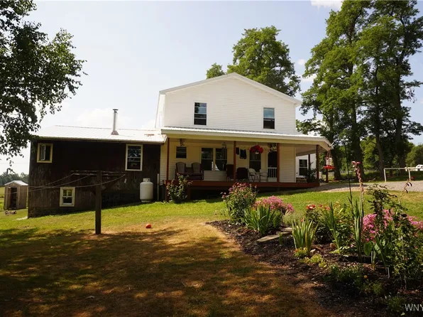 8467 Ballard Rd, Fillmore, NY 14735