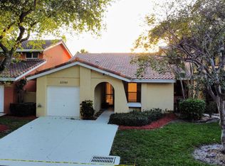 20789 Del Luna Dr, Boca Raton, FL 33433