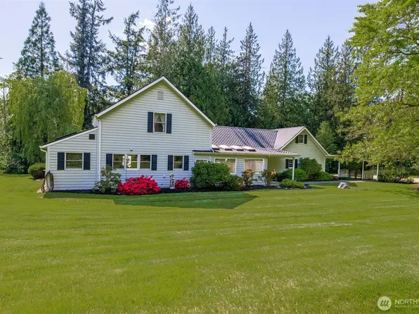 15714 Larson Lane, Mount Vernon, WA 98273