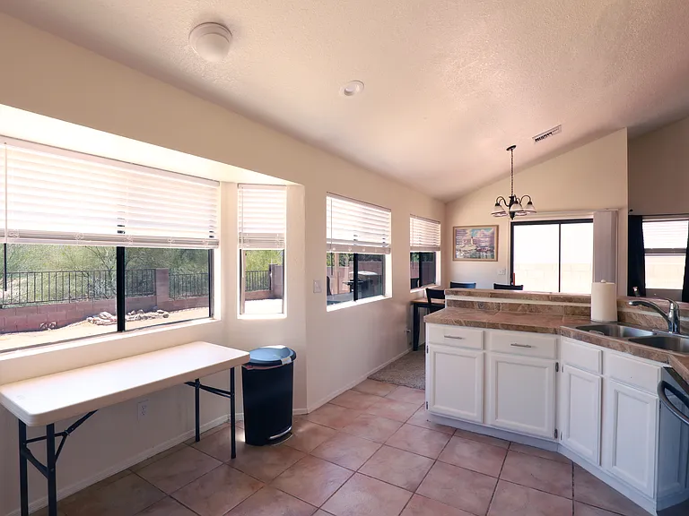 Kitchen_2