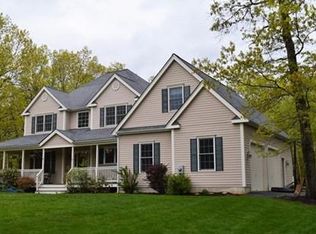 7 Edward Cir, Bellingham, MA 02019