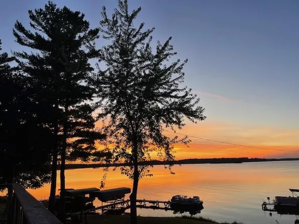 W6195 SANDSTONE LANE, Crivitz, WI 54114