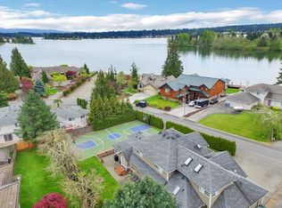 3717 196th Avenue Ct E, Lake Tapps, WA 98391