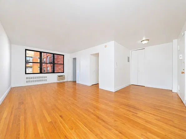 1270 E 51st St APT 6M, Brooklyn, NY 11234