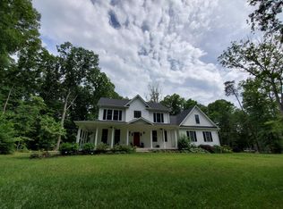 37 Scottsdale Dr, Fredericksburg, VA 22405