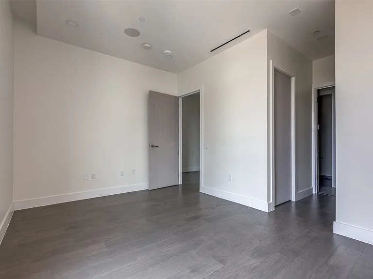 123 Lexington Ave #1408 — Photo 9