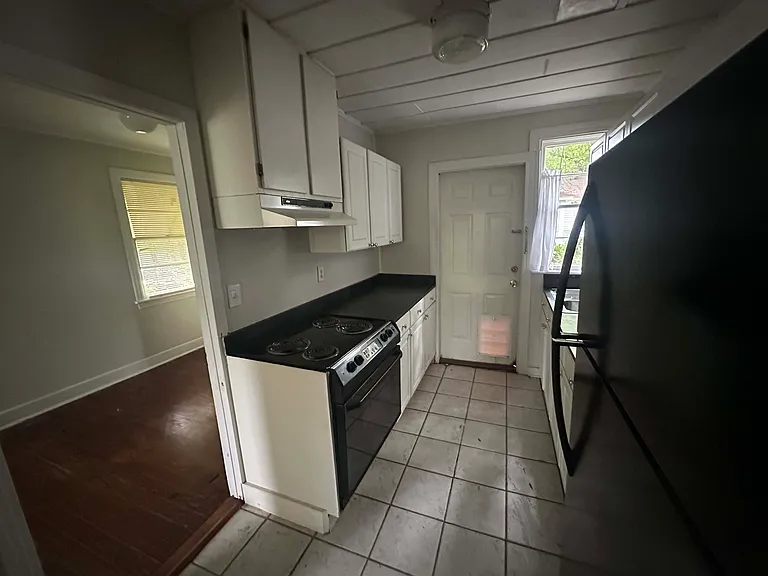 5209 Brentwood Ln — Photo 4