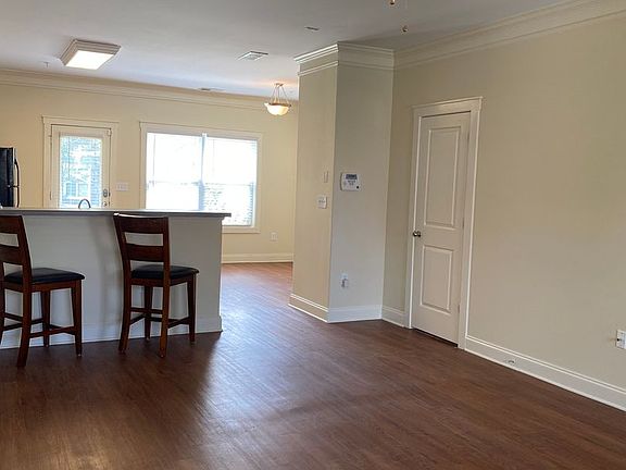 3rd image of 1929 Bluff Rd Unit 130