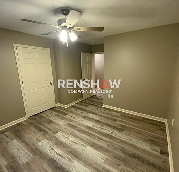 732 Tucker St — Photo 10