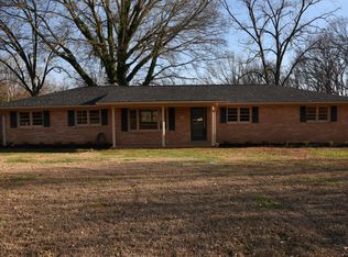 131 W Old Pendleton Rd, Central, SC 29630