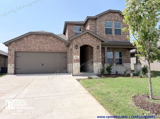 621 Dunhill Rd, Nevada, TX 75173
