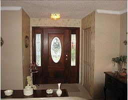 3rd image of 3445 Sutherland Dr