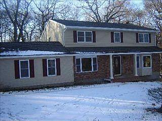 1st image of 412 Hoffman Ln