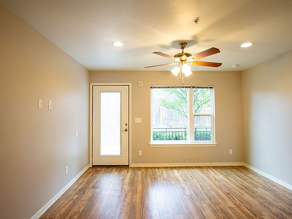 2nd image of 5607 E Burnside St APT 103