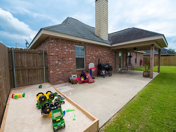 5th image of 208 Beaconwood Dr