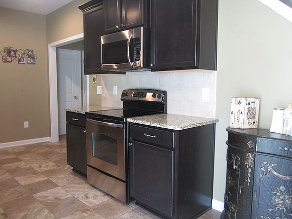 5th image of 540 Smithridge Way