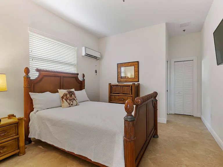 14965 Oatland Ct — Photo 62