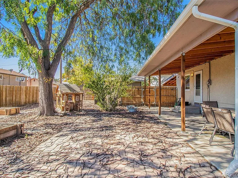 3724 Sheffield Ln — Photo 14