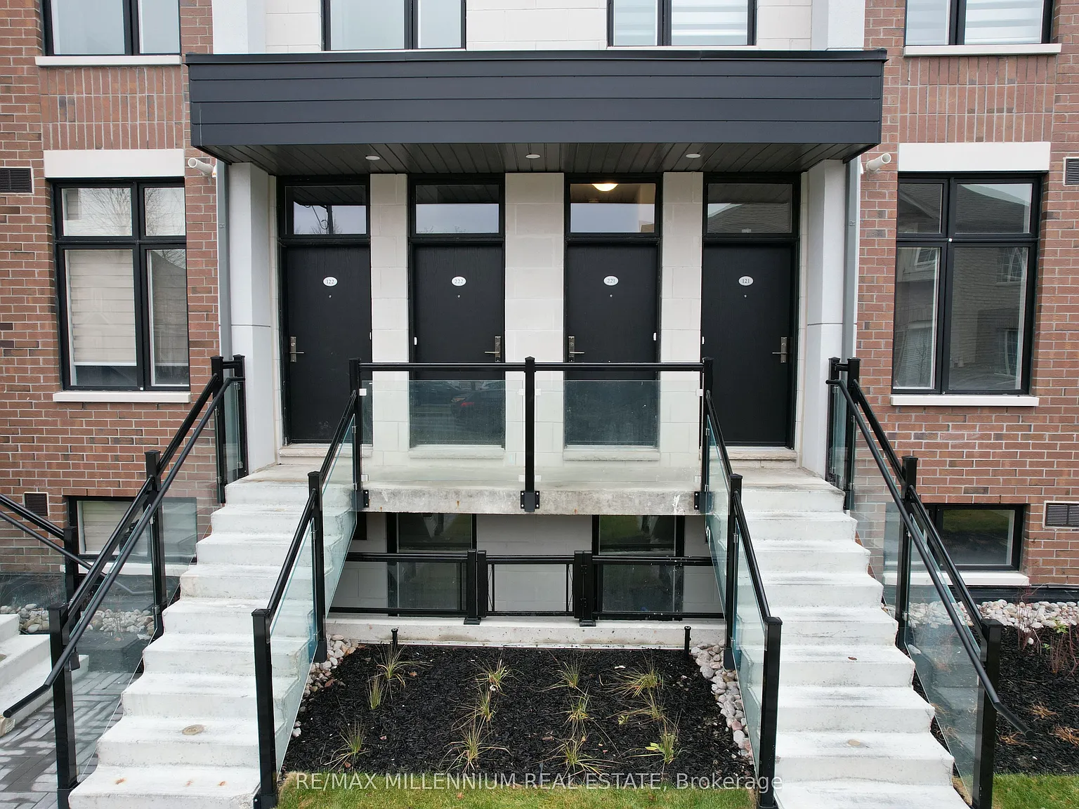 2 bed, $2,875 — Photo 2