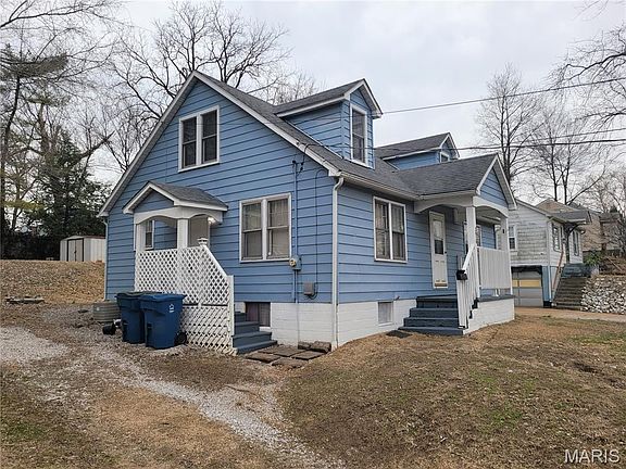 3rd image of 3416 Robin Ave