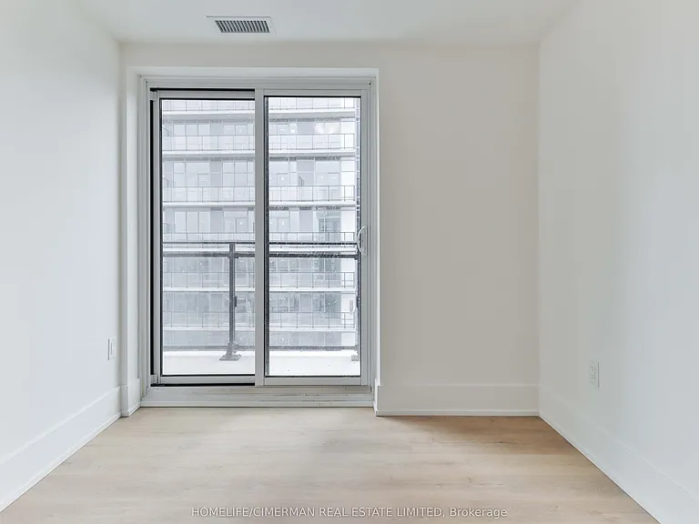 206 King St W #Penthouse 1 — Photo 28