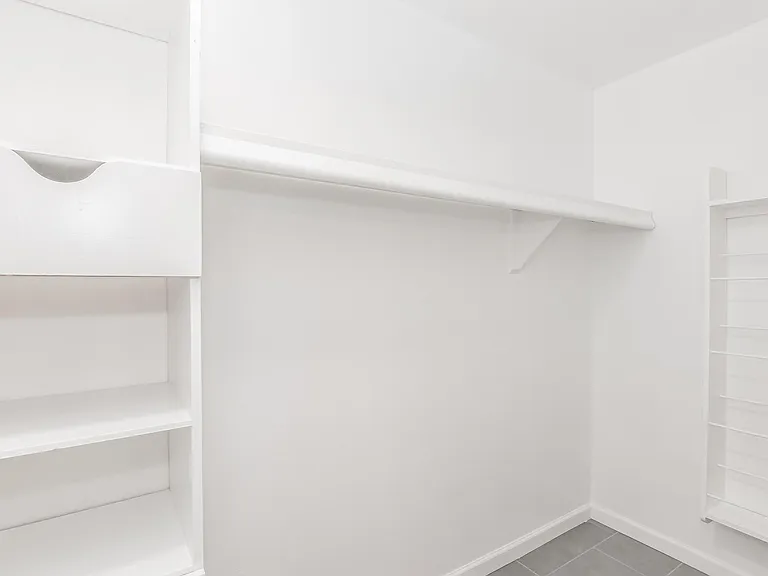4015 Crown Shore Dr — Photo 29
