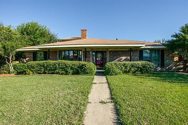 1st image of 5006 Barcelona Dr