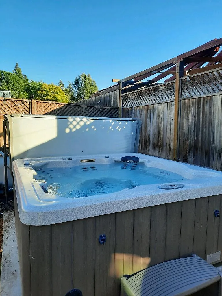 4 bed, 1584 sqft, $6,500 — Photo 4