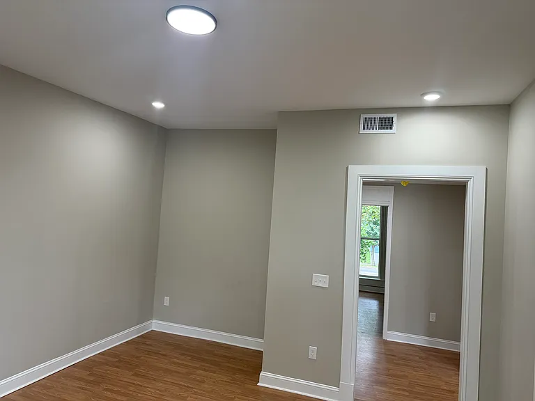 3834 Southern Pkwy #1 — Photo 15