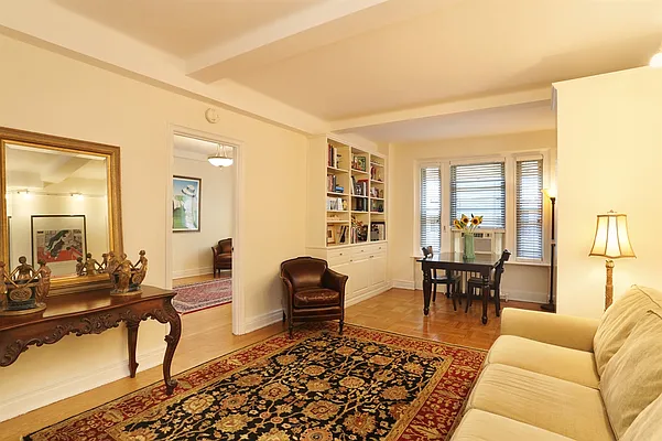 Sold by Corcoran | media 14