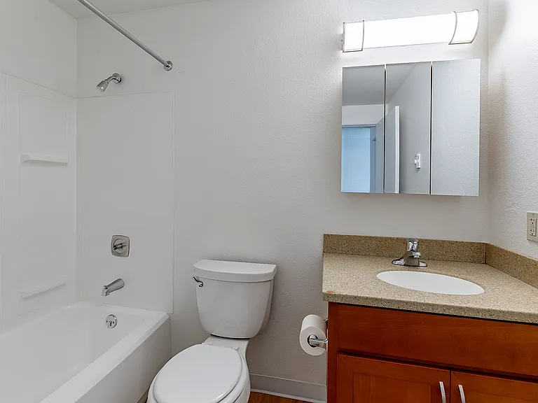 Marion Court Apartments — Photo 12
