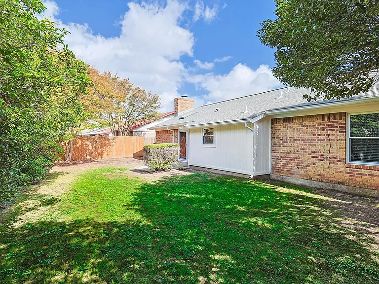 3433 Murphy Dr — Photo 16