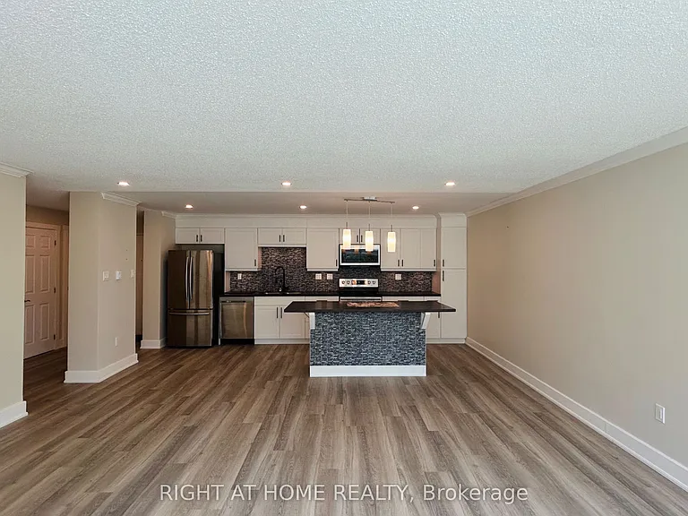 45 Pond Mills Rd #103 — Photo 4
