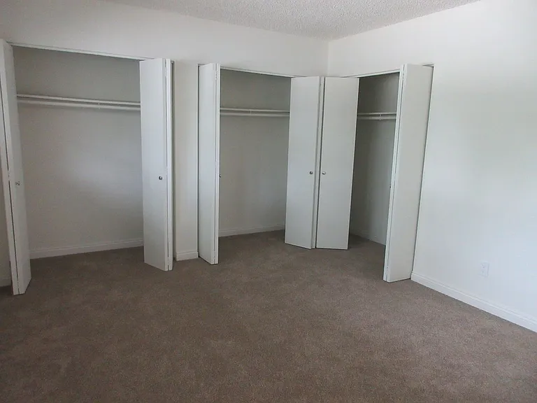 16016 Sunburst St — Photo 23