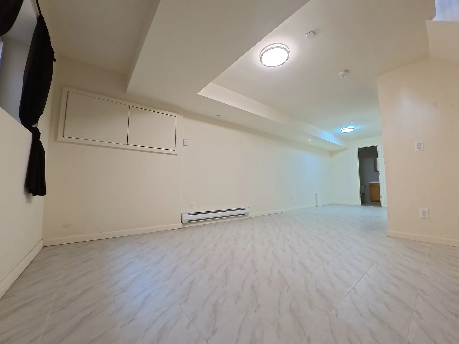 2 bed, 1.5 bath, 900 sqft, $3,250 — Photo 1