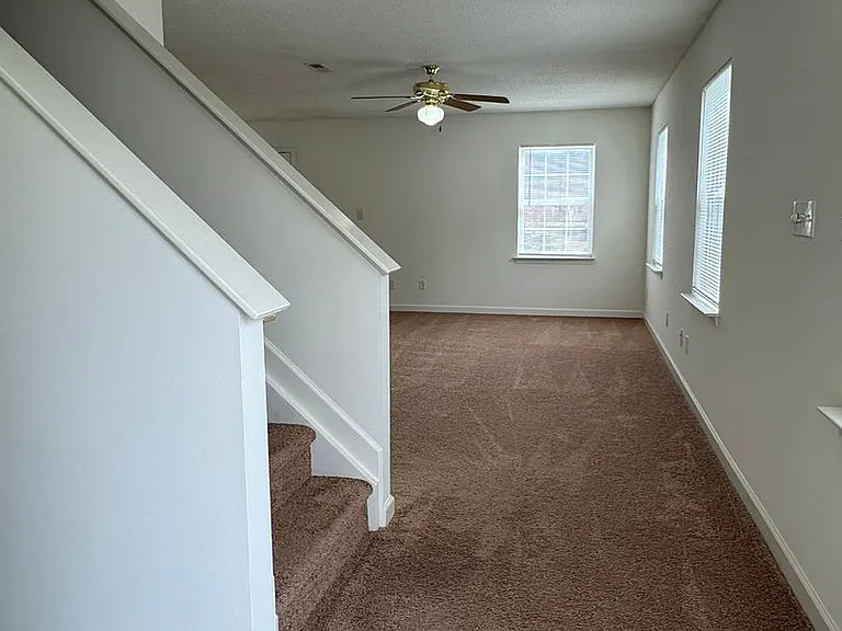115 Clusters Cir — Photo 3