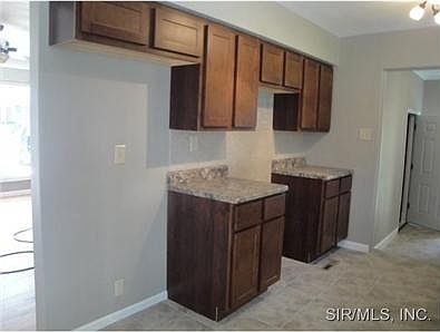 Caabinets on both side