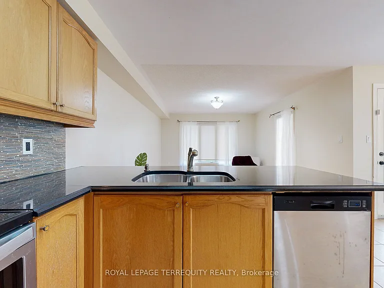 3647 Partition Rd — Photo 10
