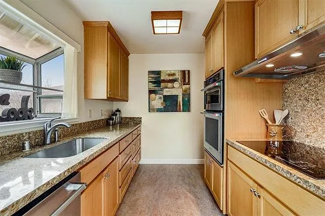 11 Christian Ct — Photo 4