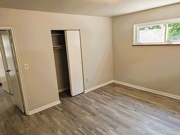 5th image of 1913 Truitt Ave APT 1
