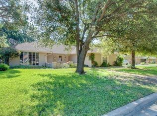 1506 Clover Hill Rd, Mansfield, TX 76063